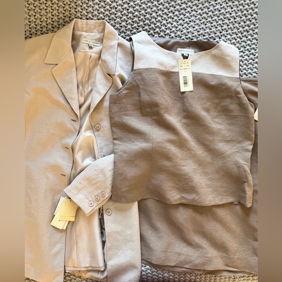 Lord & Taylor Jackets & Blazers - NWT Vintage Lord & Taylor 3 Piece Silk / Linen Blend Suit - Blazer, Tank, Skirt
